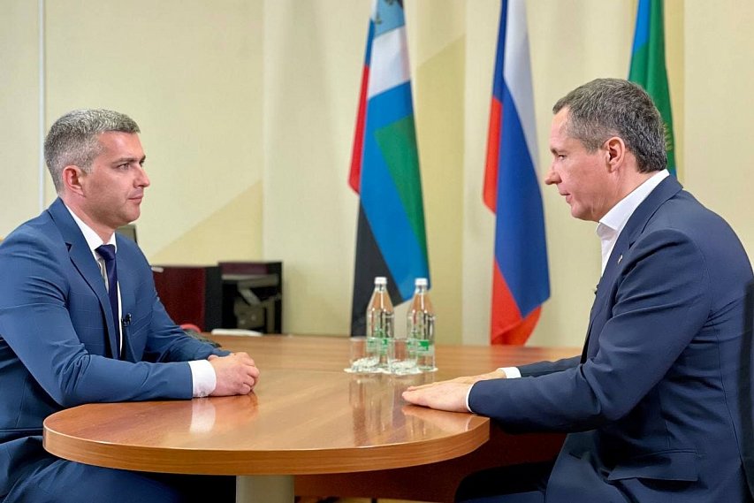 Вячеслав Гладков встретился с новым руководителем администрации Губкинского округа Михаилом Лобазновым