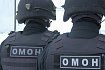 Полицейские при силовой поддержке ОМОНа задержали квартирных мошенников из Губкина