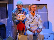 Юные губкинцы познакомились с «Петрушкой» из Сургута 