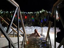 «Непередаваемые ощущения»: как прошли крещенские купания в Губкине