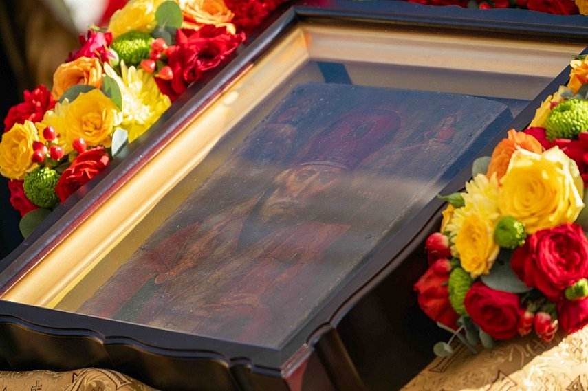 Икона Николая Чудотворца, с которой случилось «Зоино стояние», прибудет в Губкин 