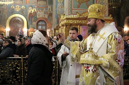 С пометкой «официально». Епископ Софроний поздравляет губкинцев с Рождеством