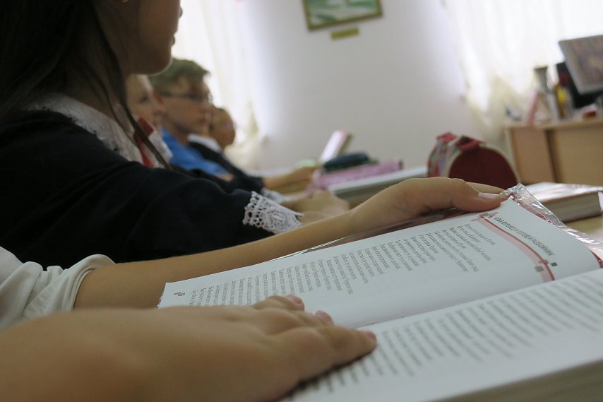 Вячеслав Гладков допустил перенос каникул в школах Белгородской области