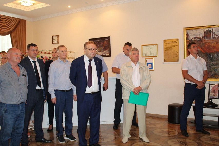Анатолия Кретова признали лучшим мэром Черноземья