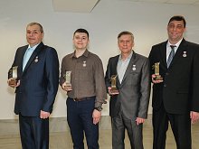 Водитель автотракторного управления Лебединского ГОКа стал лауреатом премии имени Алексея Угарова