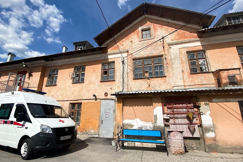 Власти Губкина намерены отремонтировать здание скорой помощи