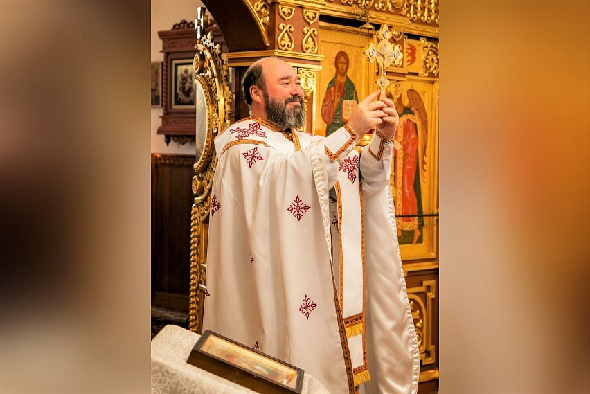 С пометкой «официально». Епископ Софроний поздравляет жителей Губкина с Рождеством