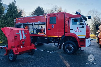 Новую технику передали губкинским пожарным 