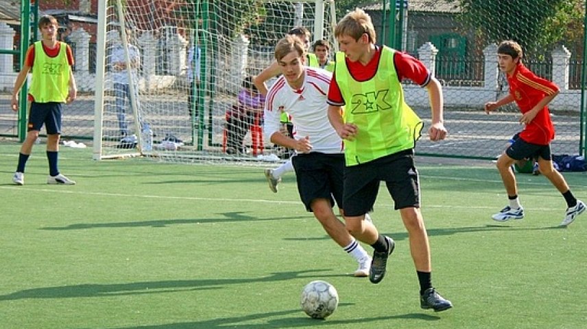 За девять лет в Губкинском округе в дворовой футбол стало играть в пять раз больше народу