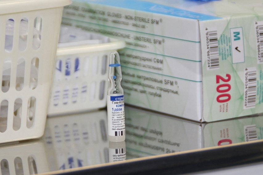 В Белгородскую область поступили новые партии вакцины «Спутник V» и «ЭпивакКорона»