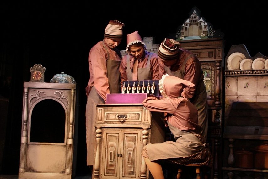 Театр кукол Кузбасса привезёт в Губкин спектакль «Стойкий оловянный солдатик»