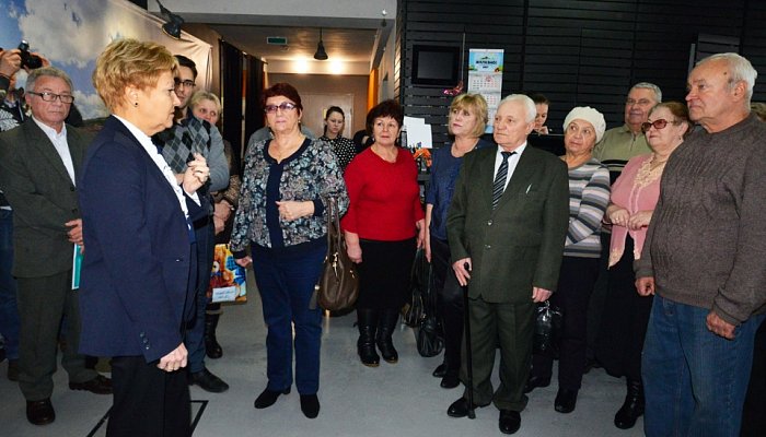 Пенсионеры ЛГОКа побывавали с экскурсией в центре «Железно»