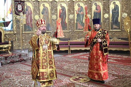 Пасхальное поздравление  епископа Губкинского и Грайворонского Софрония