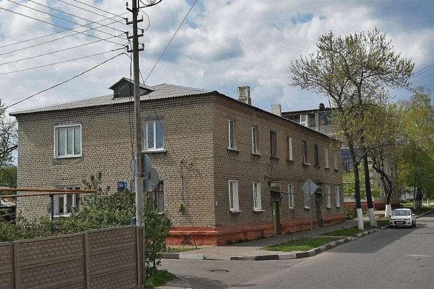 Аварийный дом на Дзержинского в Губкине снесут