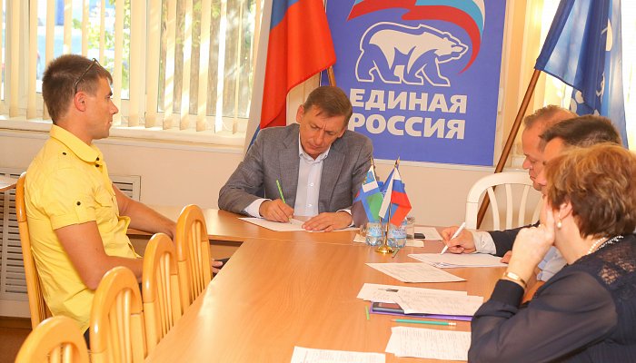 Дела депутатские