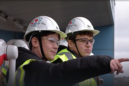 Губкинские школьники побывали на экскурсии на Лебединском ГОКе