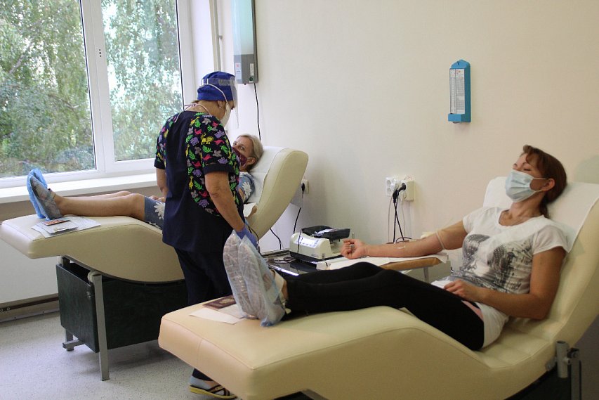 Плазма крови переболевших коронавирусом спасла более 200 жителей Белгородской области