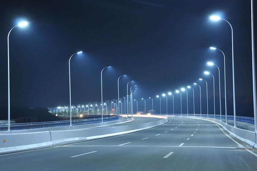 «Белгородэнерго» установит энергоэффективные светильники на губкинской автотрассе