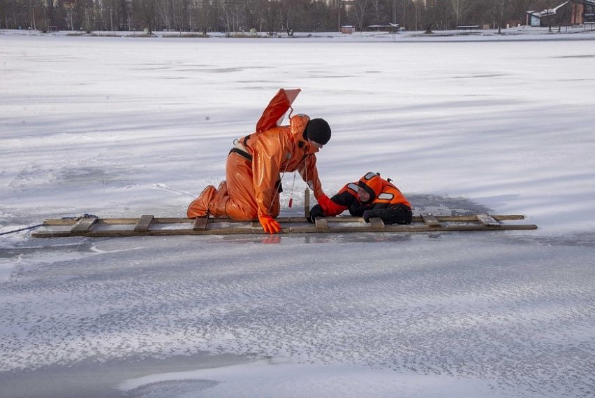 Четверо белгородцев погибли этой зимой, провалившись под лёд