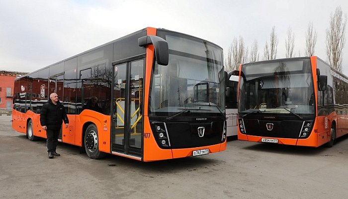На Лебединский ГОК поступили 10 новых пассажирских автобусов