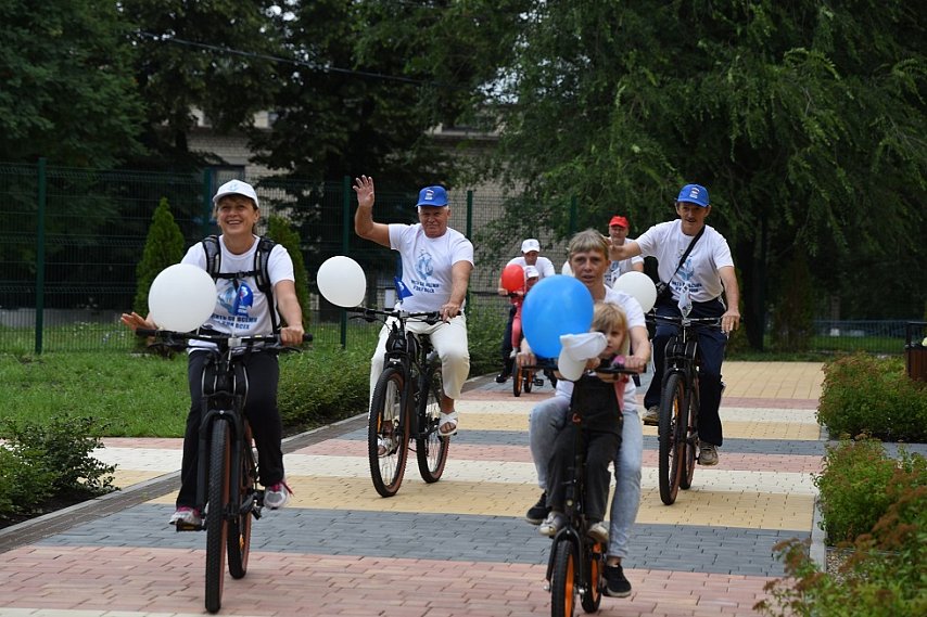 В Губкине открылся прокат велосипедов для пенсионеров, молодёжи и семей с детьми