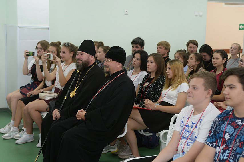 Что делали на православном молодёжном форуме в Губкине